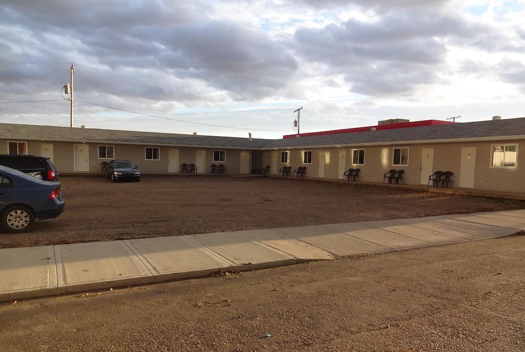 King'S Hotel & Motel By Elevate Rooms Shaunavon 外观 照片